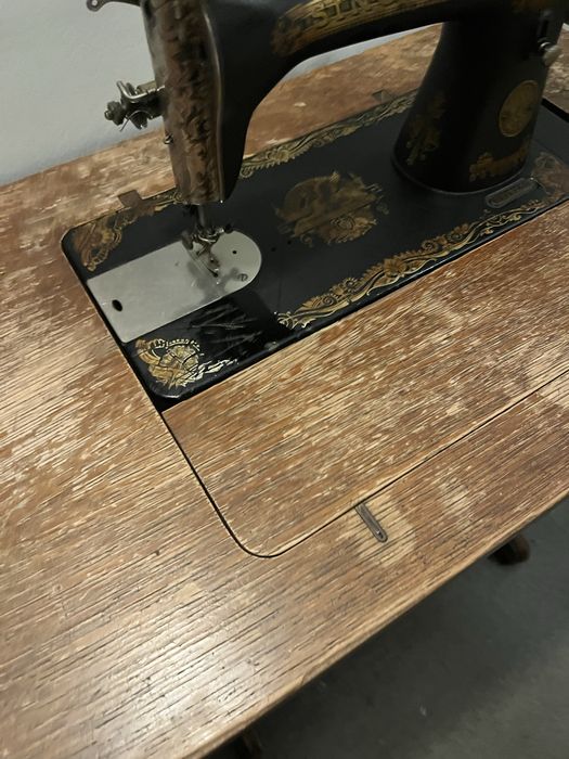Maquina de costura vintage  singer