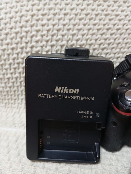 Nikon D5100+18-105mm