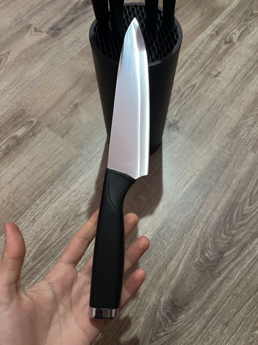 Conjunto de 5 facas com suporte (faqueiro)