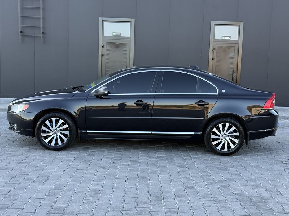 Вольво S80 2.4 D5 2013 рік