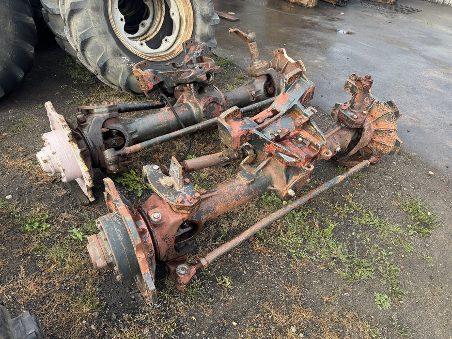 Przedni napęd Zetor 7245/7745/7211/6211 Oś napędowa, Przód