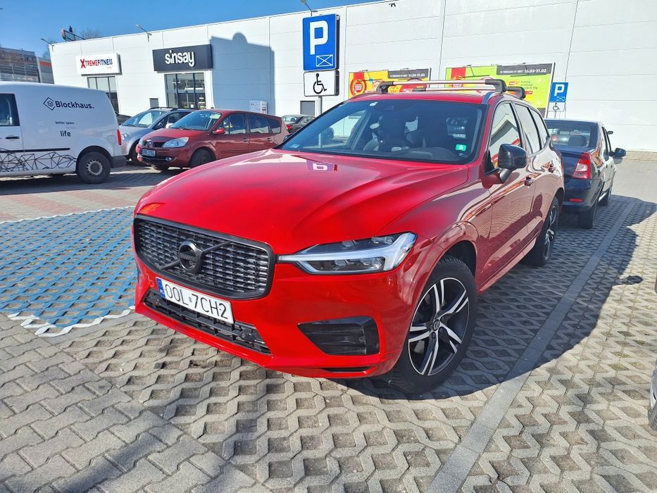 Volvo xc60 II 2018  2.0 diesel r design hak faktura vat niski przebieg