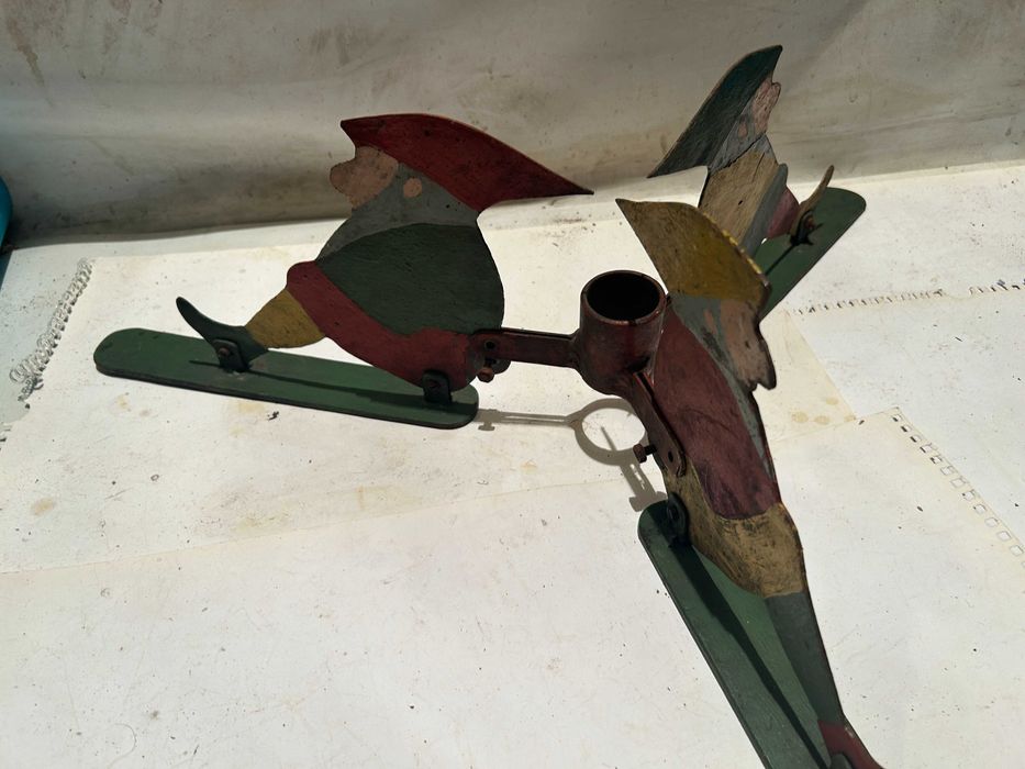 Stojak pod choinkę KRASNALE - PRL