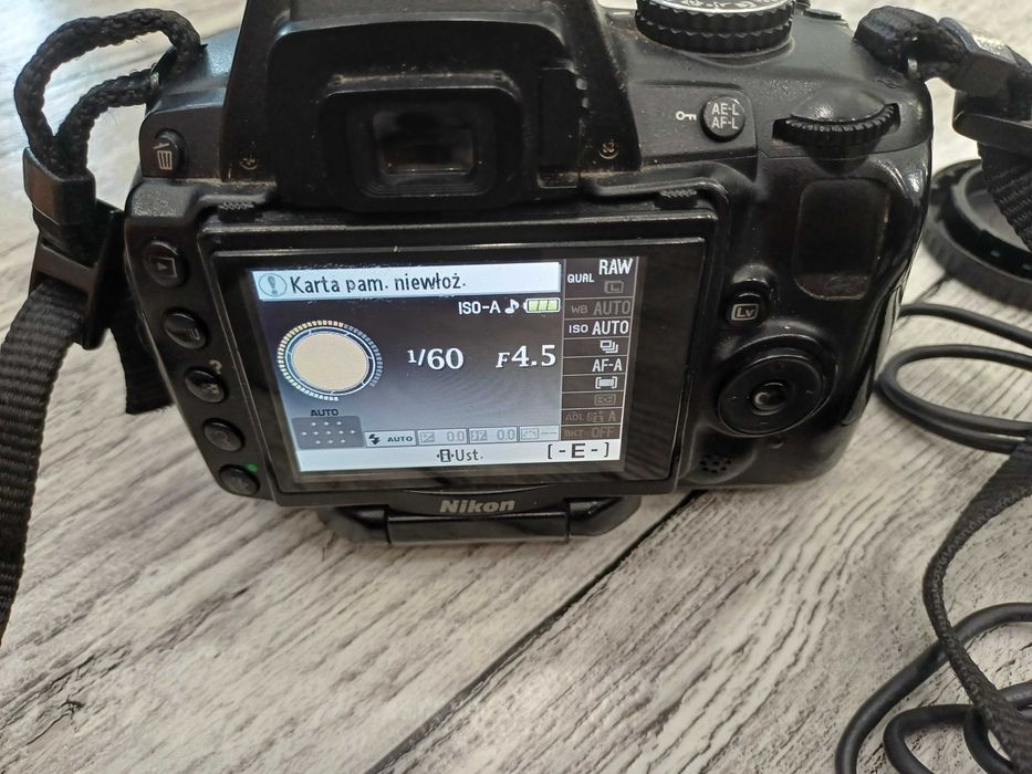 Aparat Nikon D5000