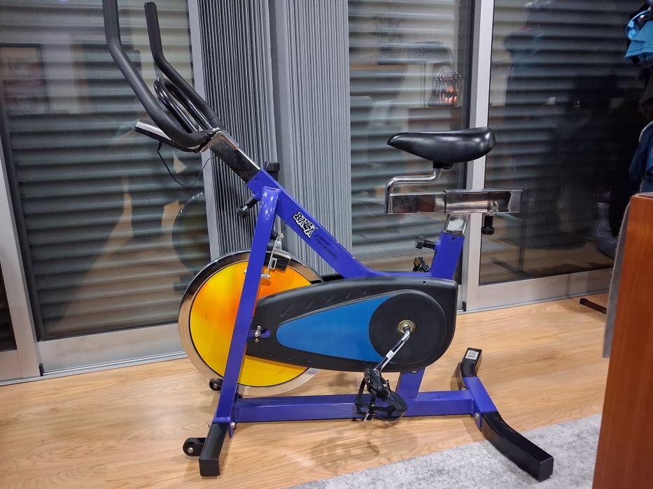 Bicicleta de ginástica