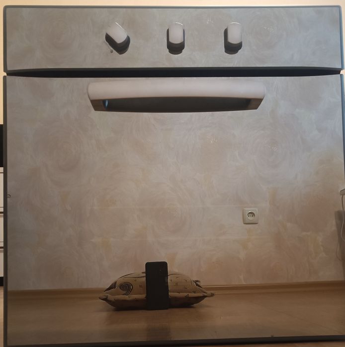 Продам сучасну духову шафу