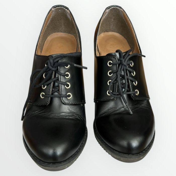Чорні шкіряні туфлі на каблуках Dr Martens Zita Ofira, розмір 38