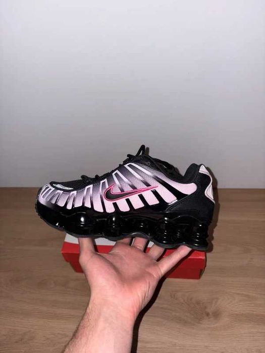 Nike Shox TL Czarny r.40