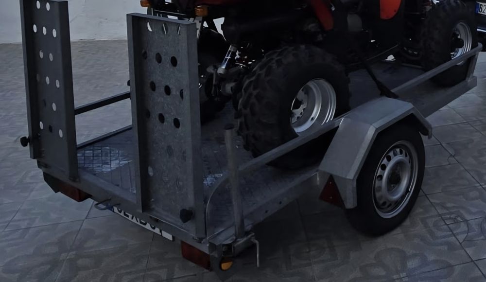 Polaris SCRAMBLER 500 4x4 e 2x4