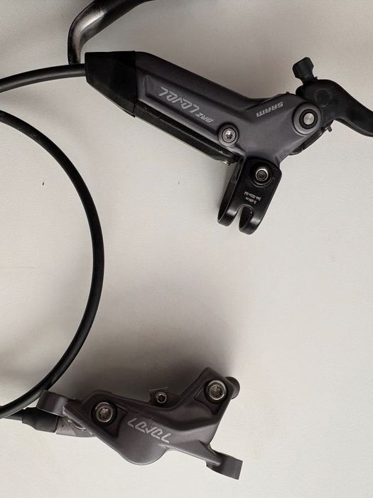 Travões Sram Level Stealth Bronze de 4 PISTÕES
