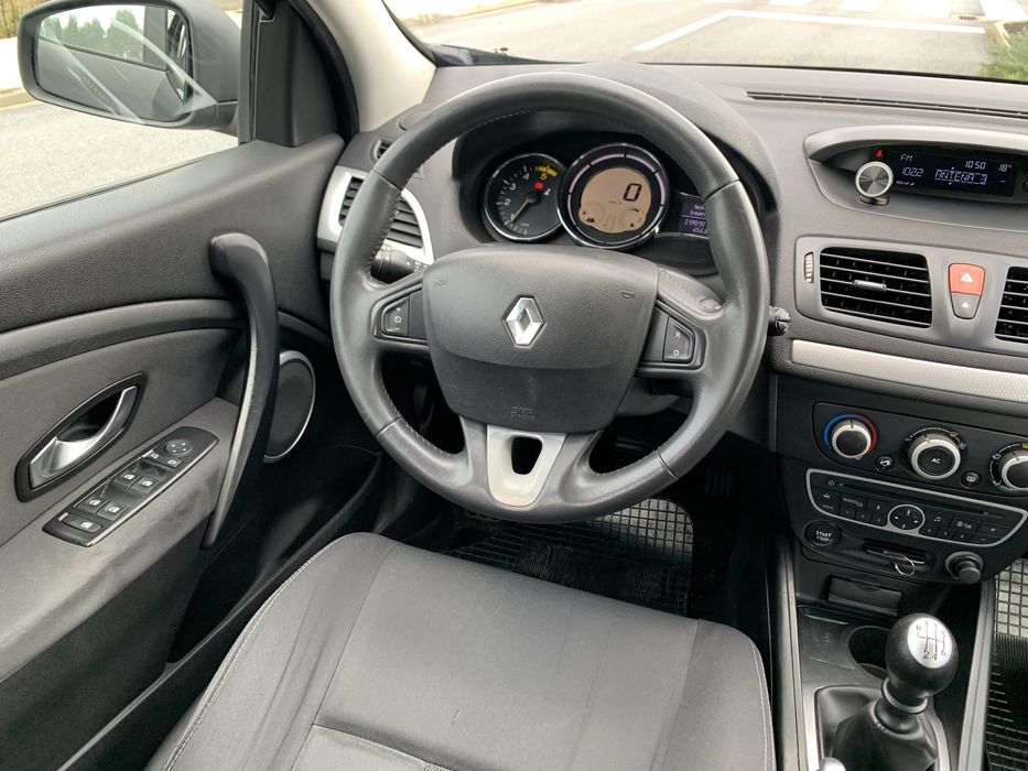 Renault Megane III Dynamique 1.5 dci 110 cv- Impecável