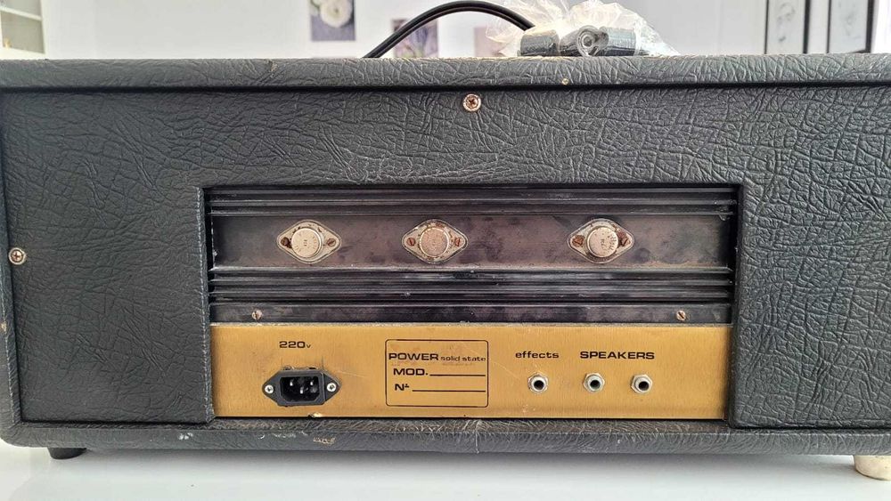 Amplificador de Guitarra GROUP 120