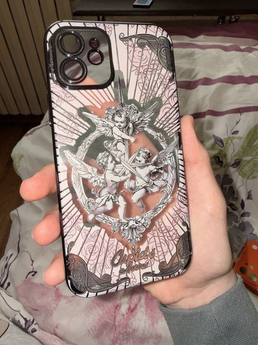 Стильні чохли для iPhone 12