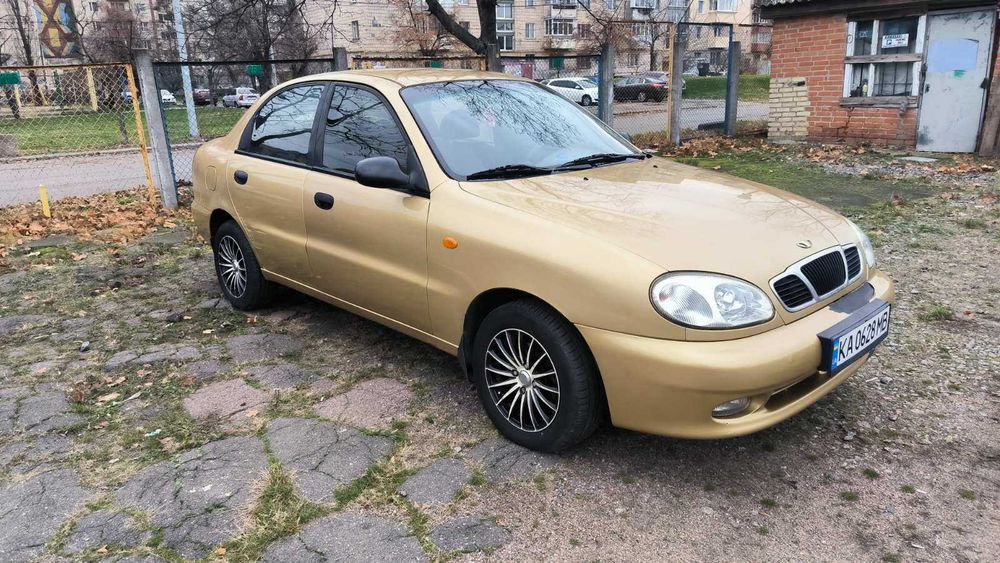 Daewoo Lanos 1.6 комлектация  sx
