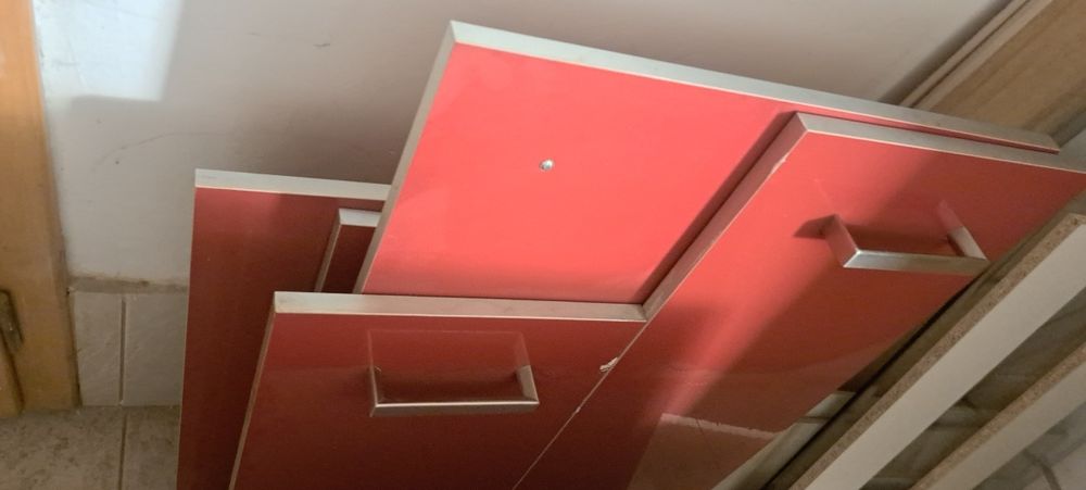 Fronty kuchenne IKEA czerwone komplet z uchwytami 8 szt