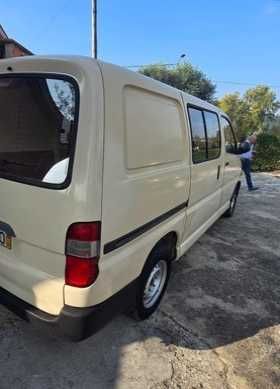 Toyota HiAce 2.4 D 3lug revisão total