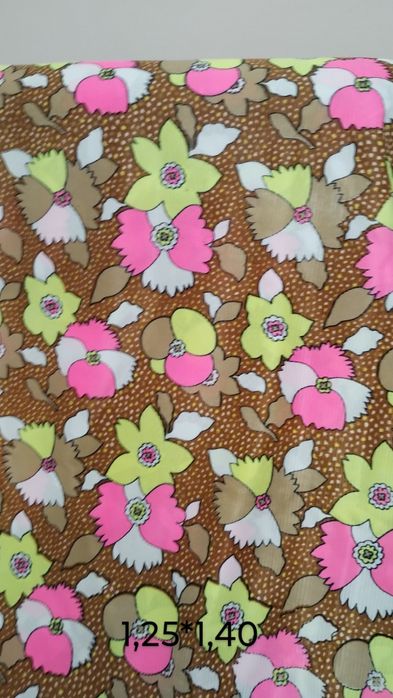 Тканина для літніх суконь і халатів