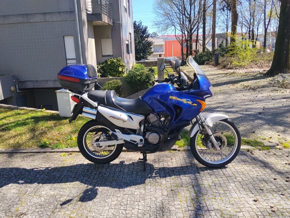Honda Tranzalp 650