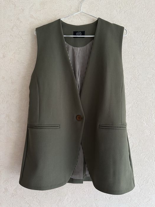 Жилетка dia dia / розмір S / колір хакі