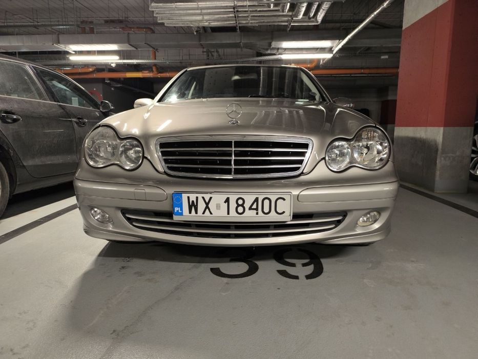 Mercedes-Benz Klasa C Mercedes Klasa C W203 Sedan 1.8 (C 180 Kompressor) 143KM rok 2005