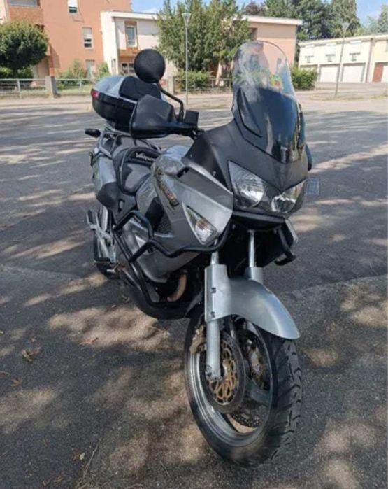 H onda Varadero 1000. Ano 2006