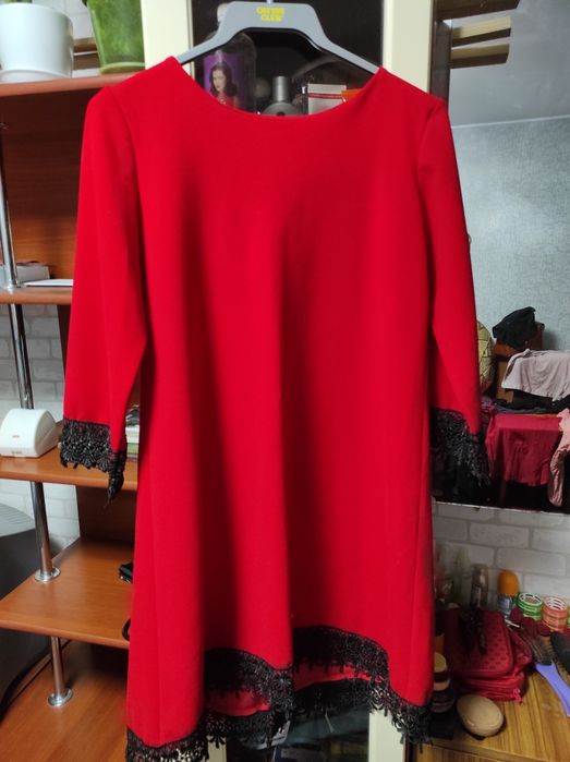 Продам свої плаття.