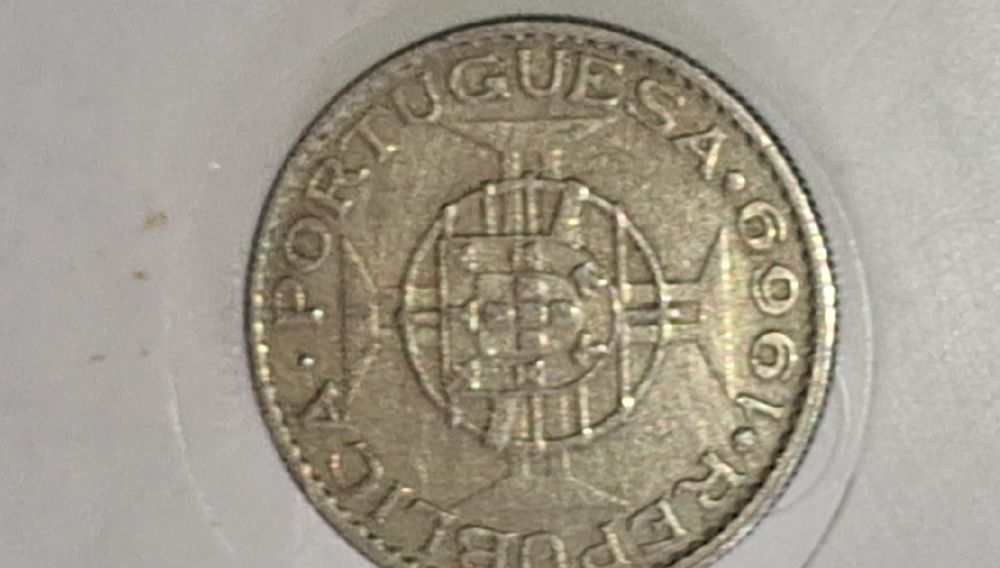 Moeda de 10 escudos Angola 1969
