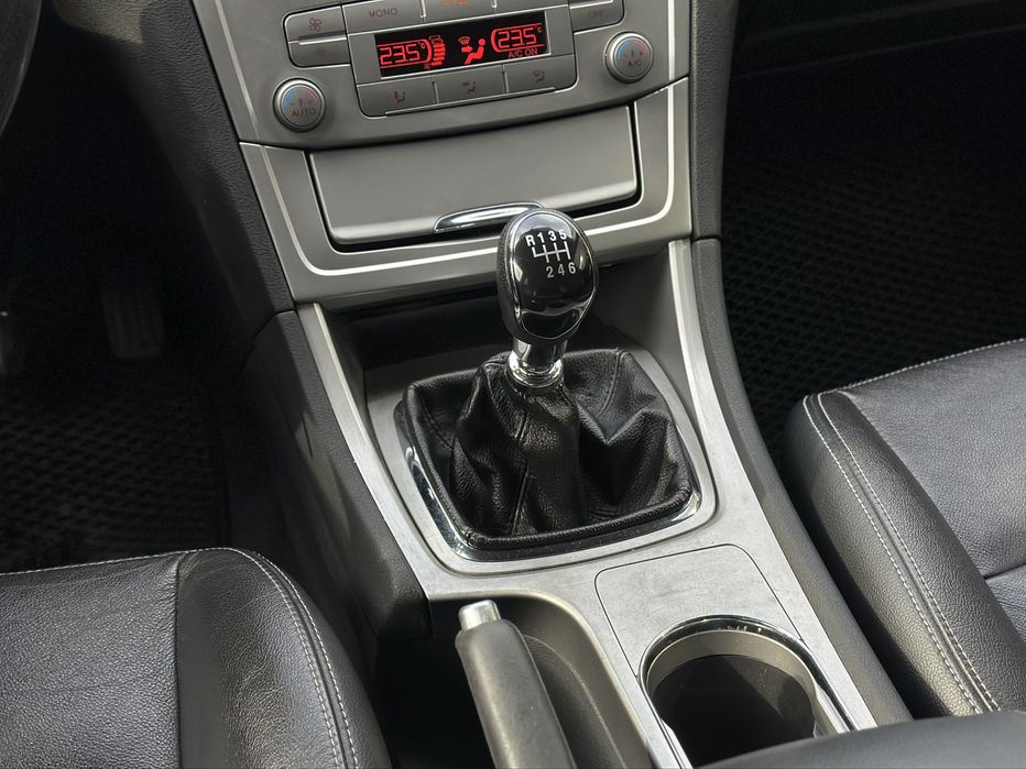 FORD MONDEO 2008 року, 2.0 дизель, механіка, передній привід.