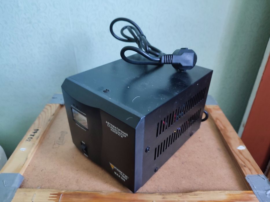 Стабілізатор Напруги Forte MAX-500VA