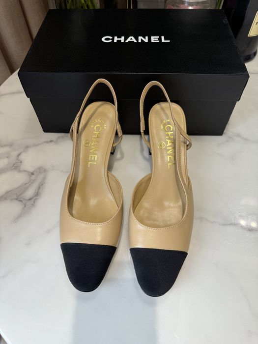 Czółenka Chanel beige