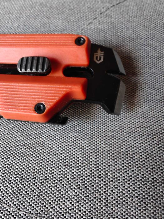 Nóż multitool Gerber Prybrid Utility z klipsem EDC