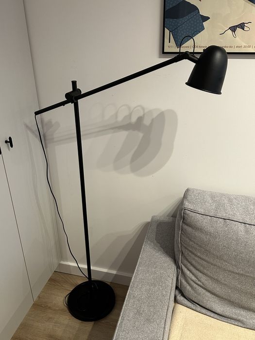 Lampa stojaca (Ikea)