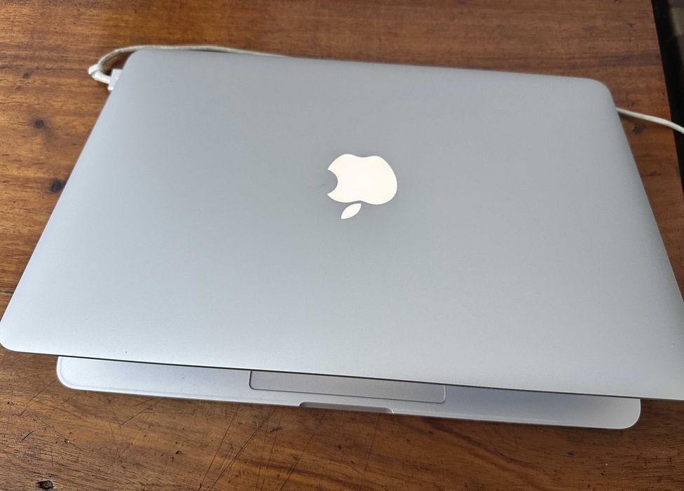 MacBook Pro 13” Retina Early 2015 — 16 GB RAM + 256 GB SSD