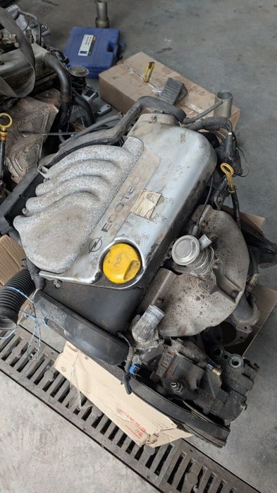 Двигун Opel Vectra B 1.6