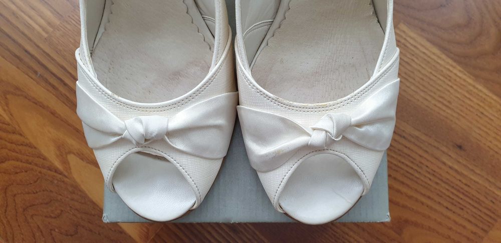 Buty ślubne roz.39 odcień kości słoniowej