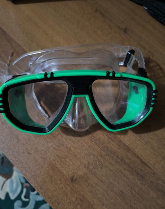 Продам аксесуари для плавання