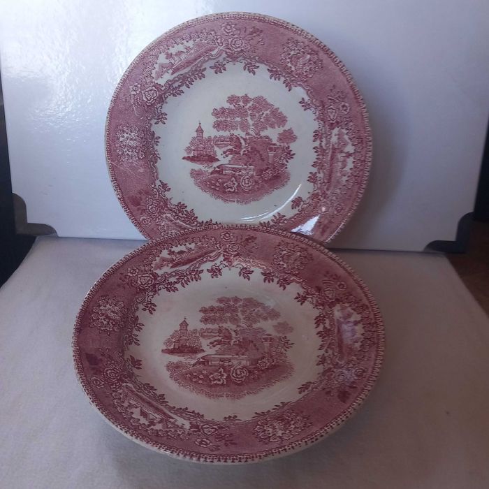 Par de pratos séc XIX da Fábrica das Devezas