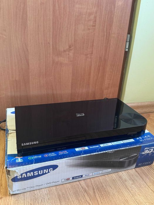 Odtwarzacz Blu-ray 3D Samsung BD-F5500 Smart TV DLNA HDMI Stan: Bdb