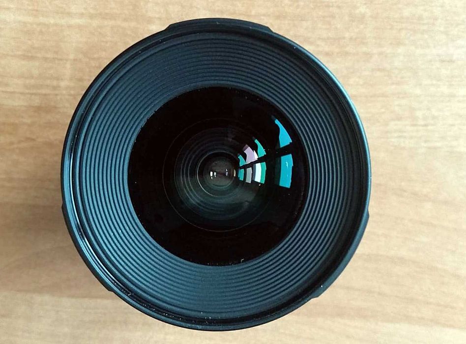 Obiektyw Canon EF 20mm 2,8 USM