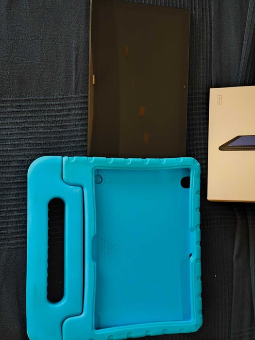 Huawei MediaPad T5 10" 32 GB + Child Protective Case64752343323779122