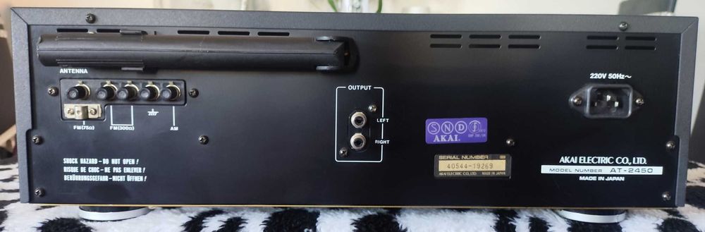 Tuner Akai AT-2450