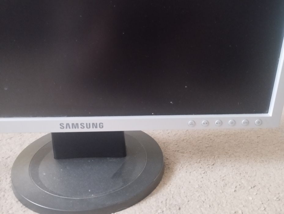 Продаётся монитор