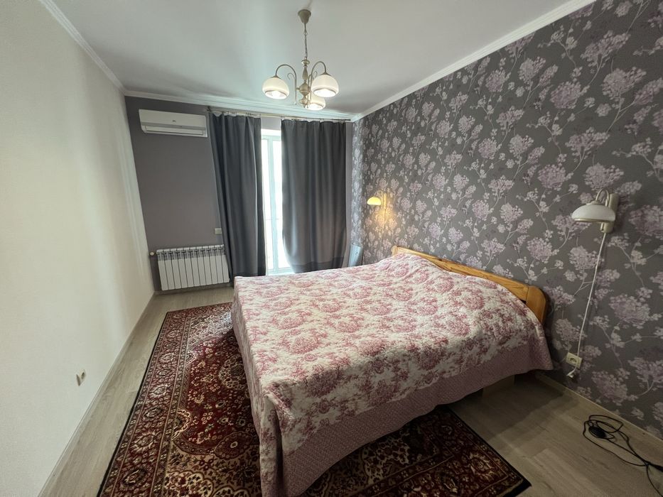 Продаю. 2 квартира. Центральный р-н/  ул. Ар.Старова