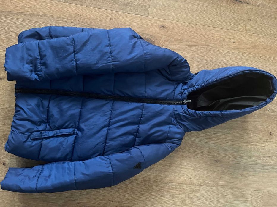 Kurtka chłopięca z kapturem przejściowa Guess roz. 140cm