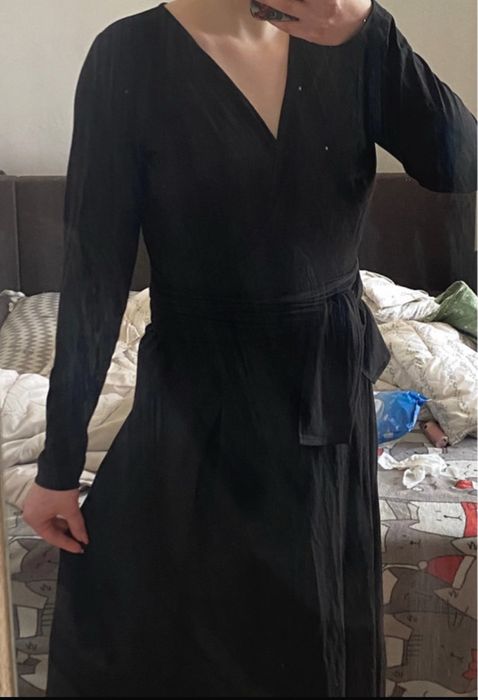 Sukienka wieczorowa dluga Famari