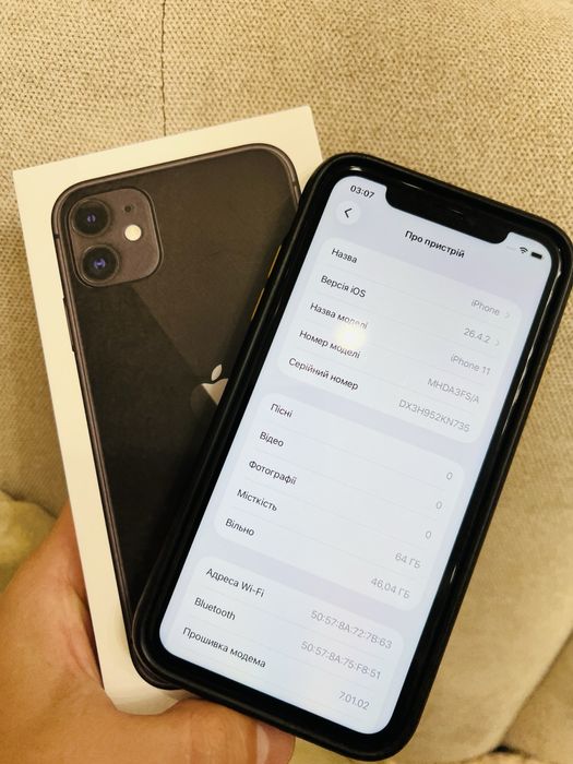 Продам телефон Apple iPhone 11 64GB