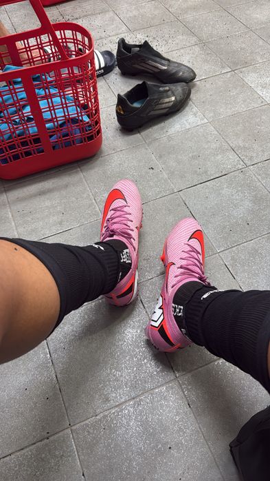 Chuteiras Nike mercurial