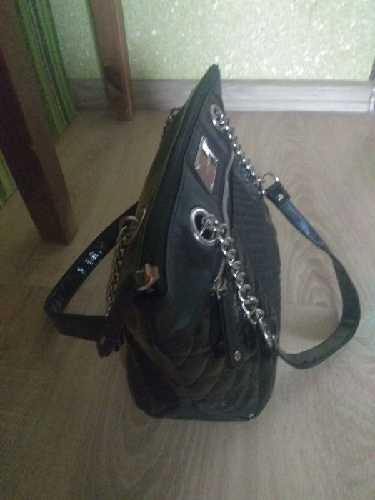 Nine West Skórzana torebka na ramię