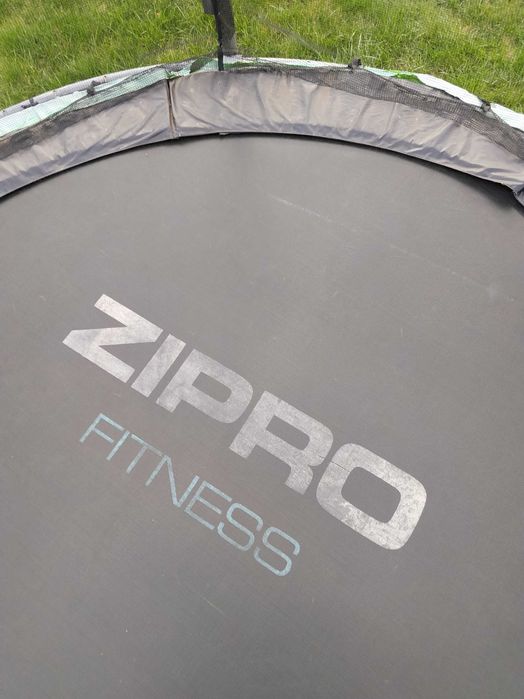 Trampolina zipro