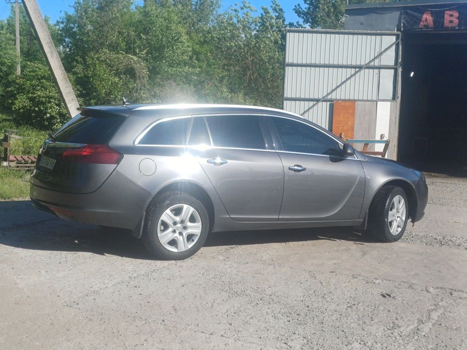 Opel Insignia Sports Tourer 2.0tdi 164к.с